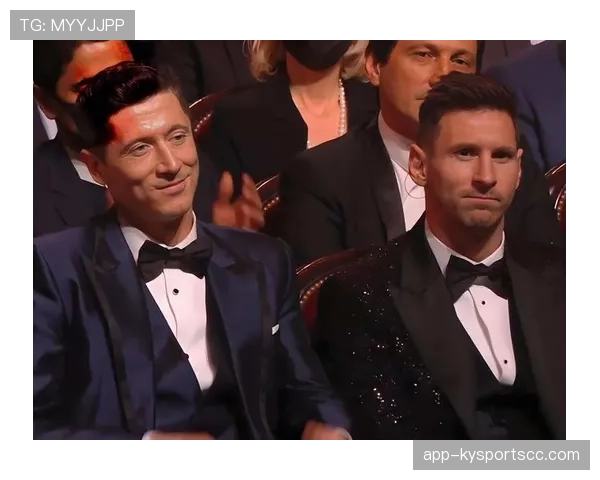 C罗与莱万：进球效率差异与战术角色适配性分析