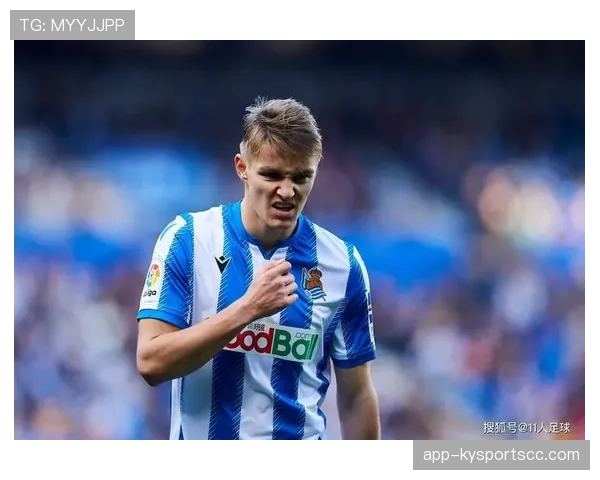 厄德高与克罗斯的传控哲学：梳理型组织者与节奏掌控者的中场逻辑对比