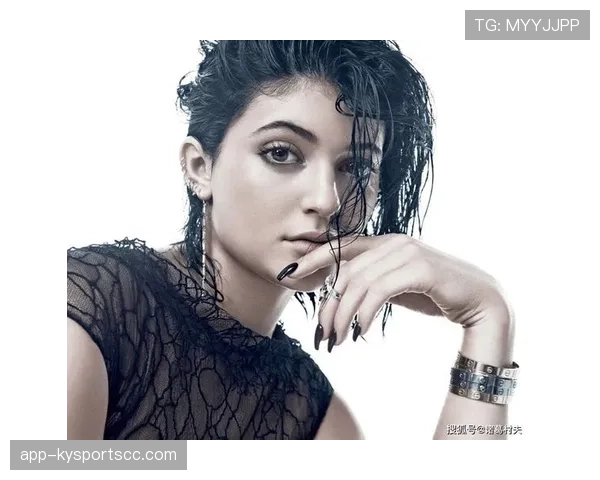 史梦瑶训练完直接拎爱马仕去吃米其林，这日子谁顶得住